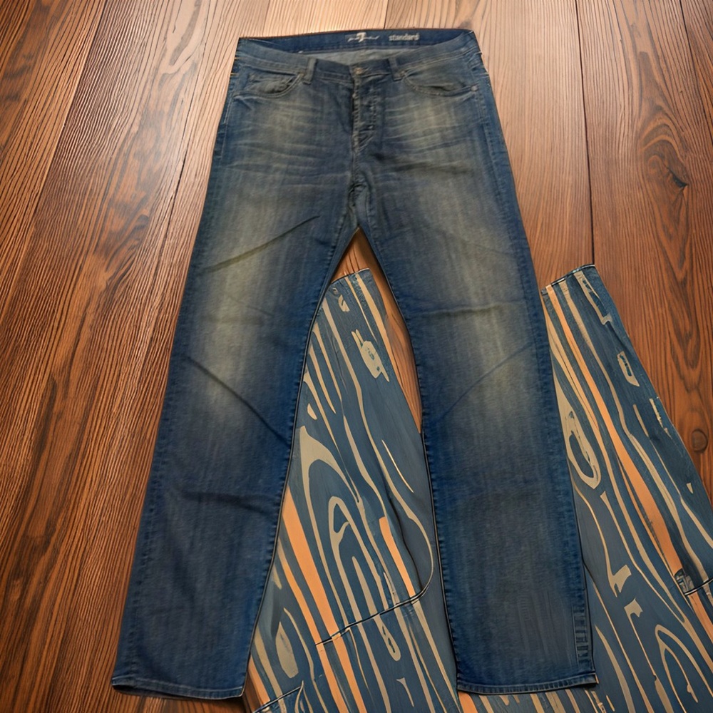 7FAM Standard fit jeans in super-soft faded blue denim - needs a minor repair